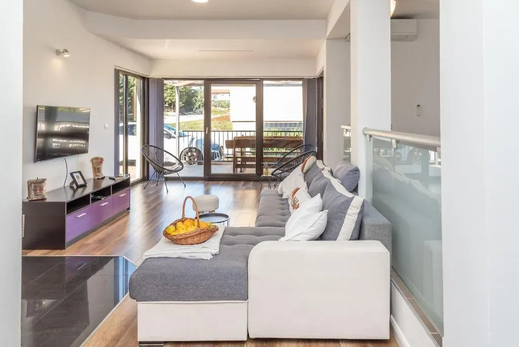 Villa Maslina With Private Pool On Quiet Location - By Ta Leut Agency Nin 0*,  Croatia